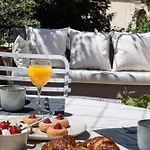 Apartment Av - Maria